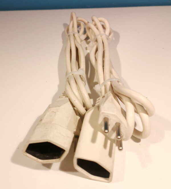 Verlängerungskabel 2 Meter!